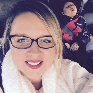 Meet your Posher, Kelly