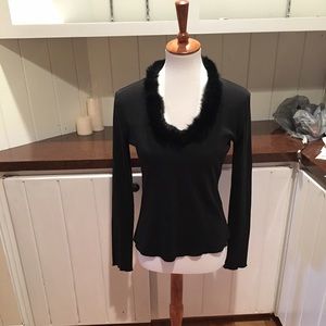 V Neck T Shirt with Rabbit Fur Trim