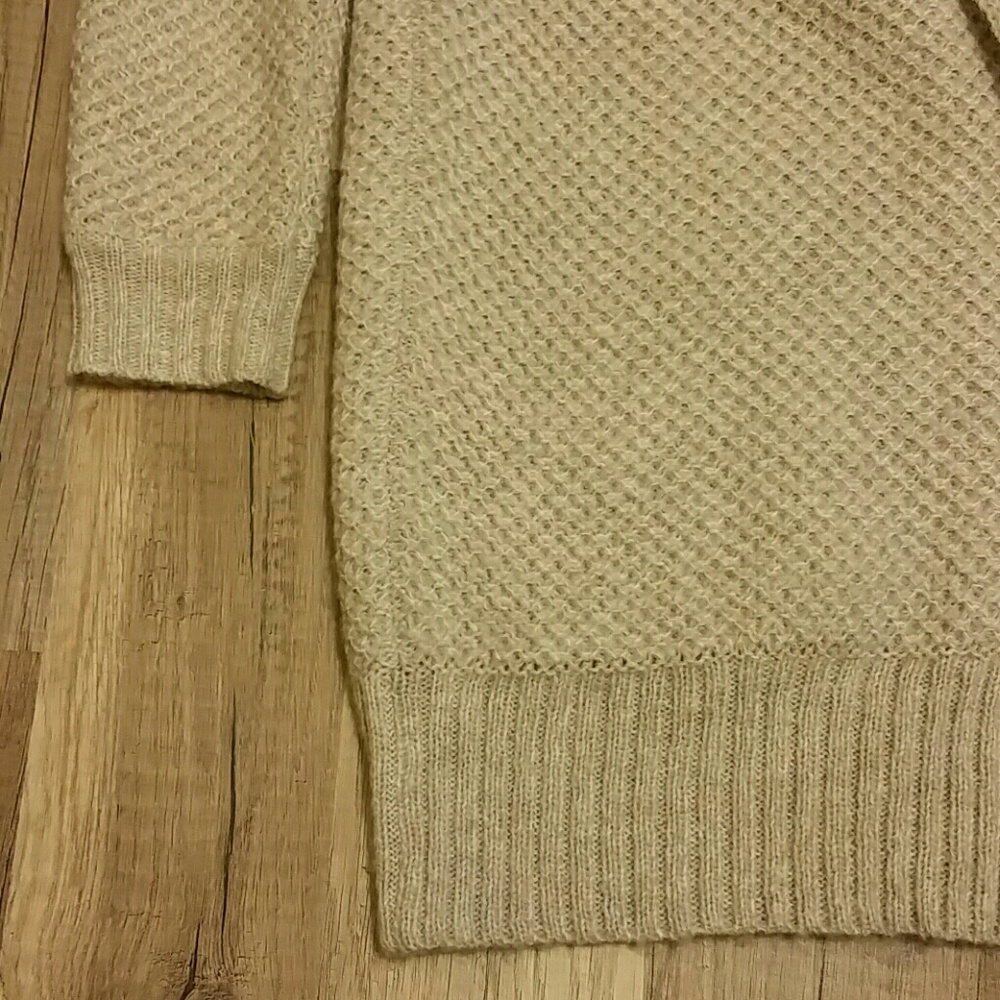 *NWT* Express Sweater Knit Cover-Up - Picture 6 of 7