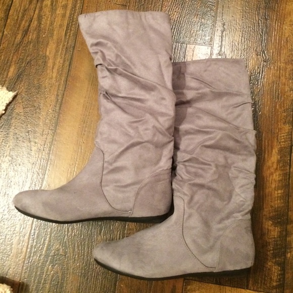 Rampage suede slip on boots...size 8.5!!