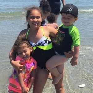 Meet your Posher, Danielle