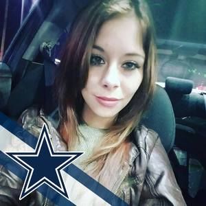 Meet your Posher, Elisiana