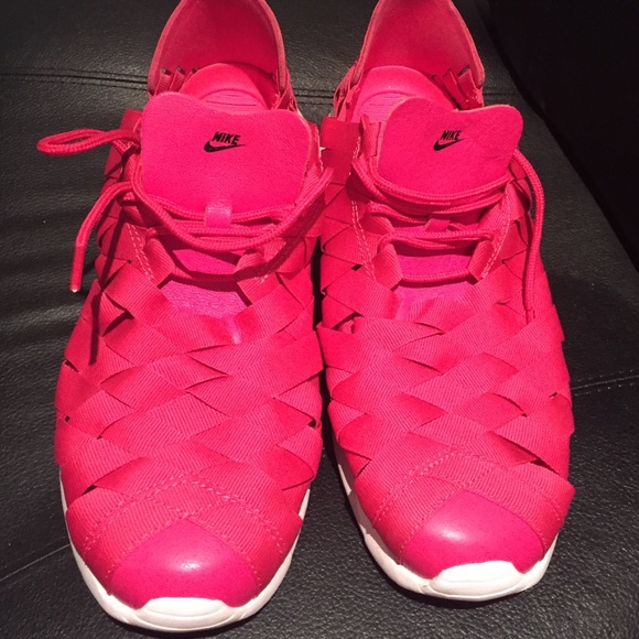 Nike Rosche training shoes