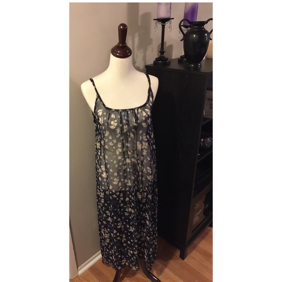 Tysa "Long Perfect Dress" Sheer - Picture 2 of 5