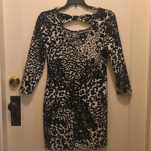 Leopard dress with bows on the back! - Picture 2 of 4