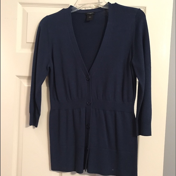 Ann Taylor cardigan Navy sweater size medium.
