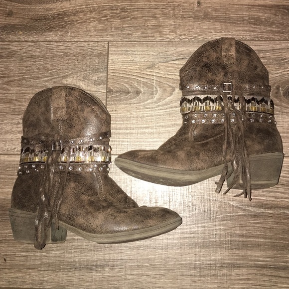 ✨Sold✨Justice Booties - Picture 2 of 4