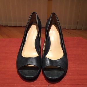 Nine West open toe black leather wedges size 9.5 Nine West open toe black leather wedges size 9.5