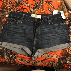 Hollister jean shorts