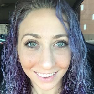 Meet your Posher, Virginia