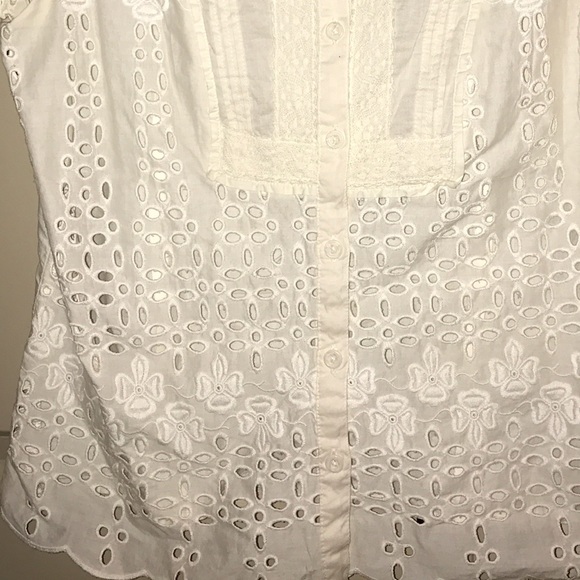 American Eagle cream blouse, size Small - Picture 2 of 2