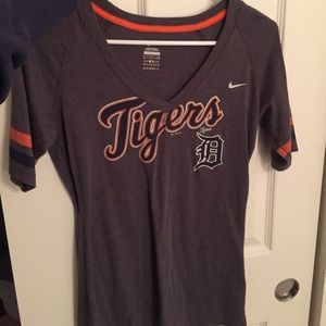 Detroit Tigers women's shirt