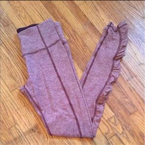 Lululemon Turn Around Tight*SOLD ON ♏️ERCARI*