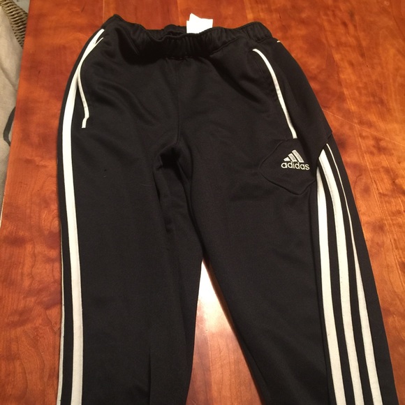 Adidas Boys Size Medium Black warmup pants.