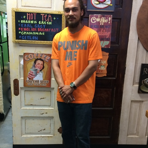 Meet your Posher, Charles - Picture 2 of 4