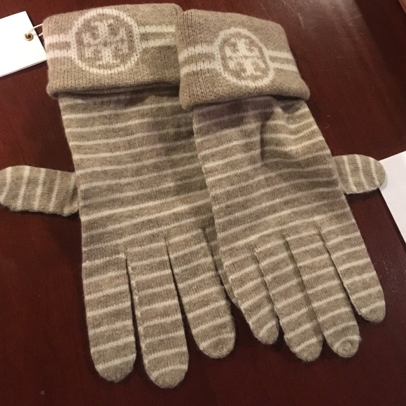 tory butch gloves