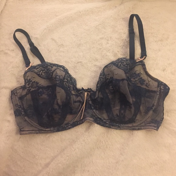 Elle Macpherson "French Flavors" Lace Bra