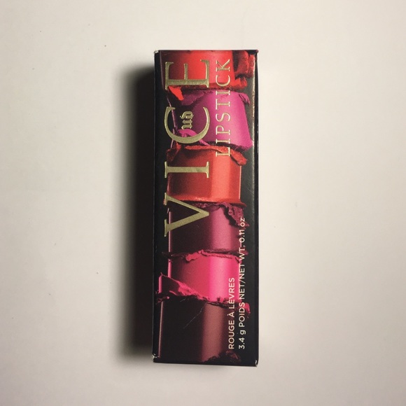 Urban Decay lip stick (SpiderWeb/Cream)