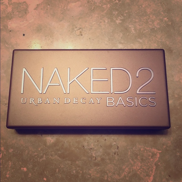 Naked 2 Basics Pallet Urban Decay