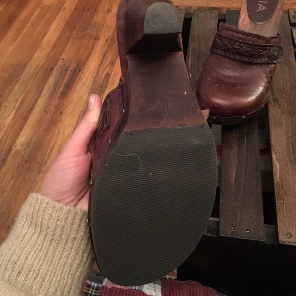 MIA clogs - Picture 2 of 4