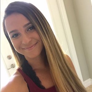 Meet your Posher, Caroline