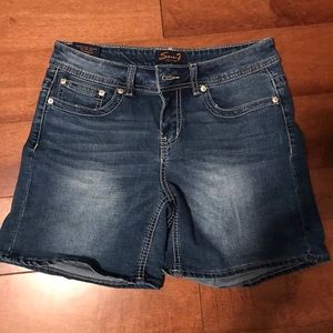 Seven Jean shorts size 8