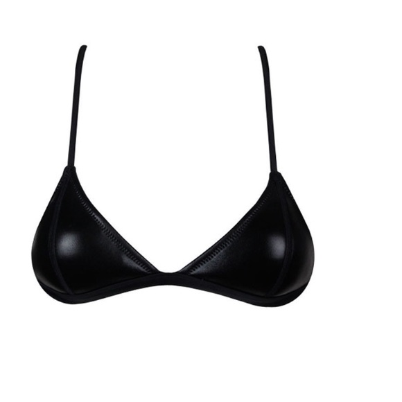 Triangl top