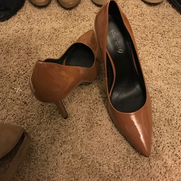 Ninewest Chocolate nude pump