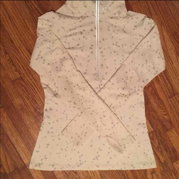 Under Armour quarter zip