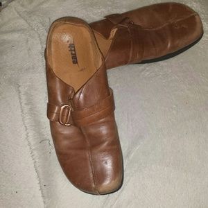 Earth Shoes with Kalso Technology