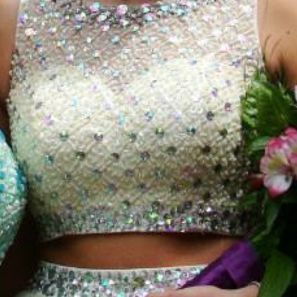 Champagne two piece prom dress - Picture 4 of 4