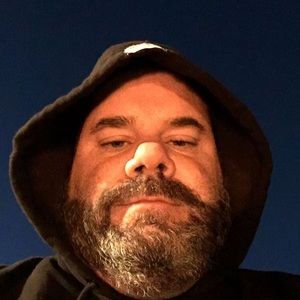 Meet your Posher, Derek