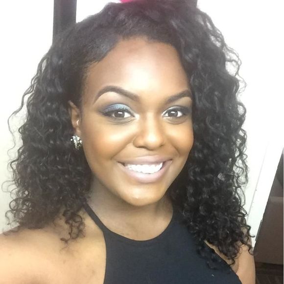 Meet your Posher, Aliya - Picture 1 of 1