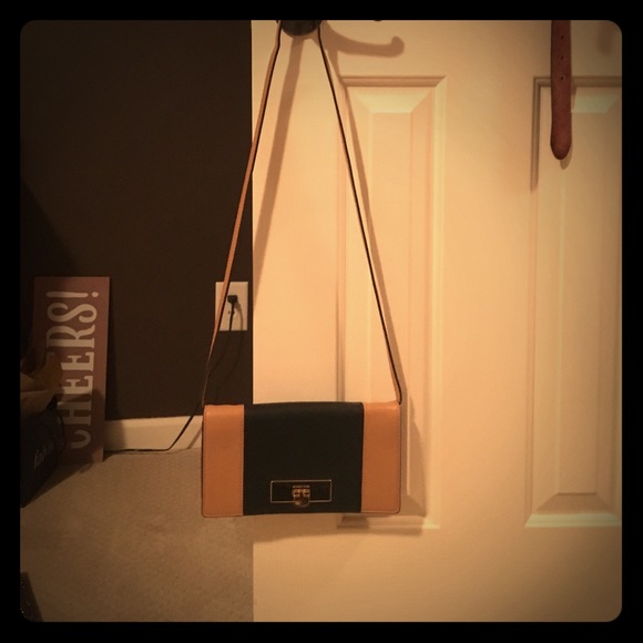 Michael kors cross body bag