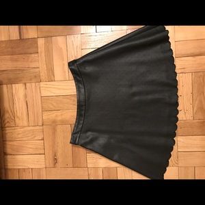 (P)leather skirt