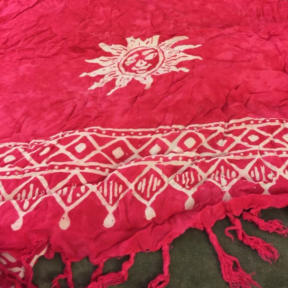 Used Pink Sunny Sarong