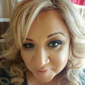 Meet your Posher, Angie