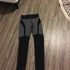 Michi grey and black stocking legging