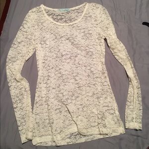 White lace long sleeve top!