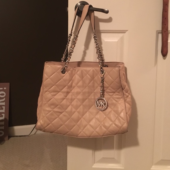 Michael kors tote