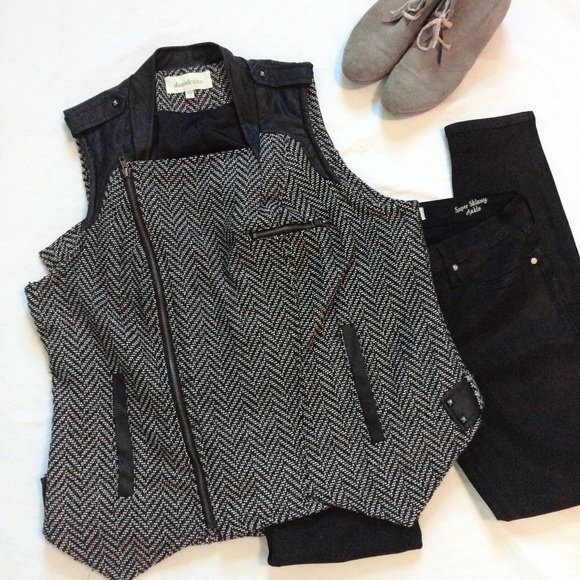Daniel Rainn Jackets & Blazers - Daniel Rann • Vest