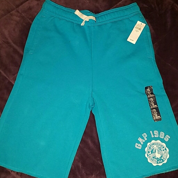 Capri/Shorts NWT never worn
