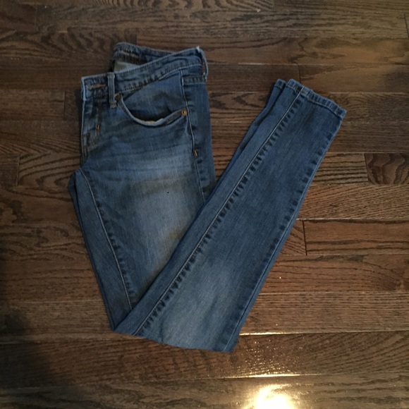 Low Rise Distressed Skinny - Picture 2 of 2