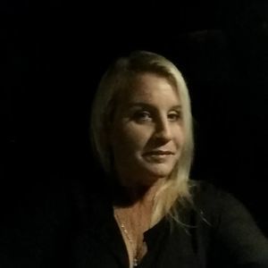 Meet your Posher, Lola