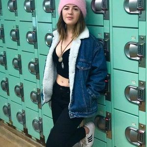 Meet your Posher, Rachel