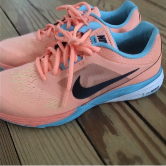 Nike tri fusion shoes