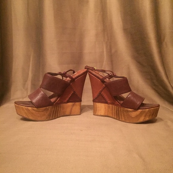 Miu Miu Wood and leather patch sling backs! - Picture 4 of 4