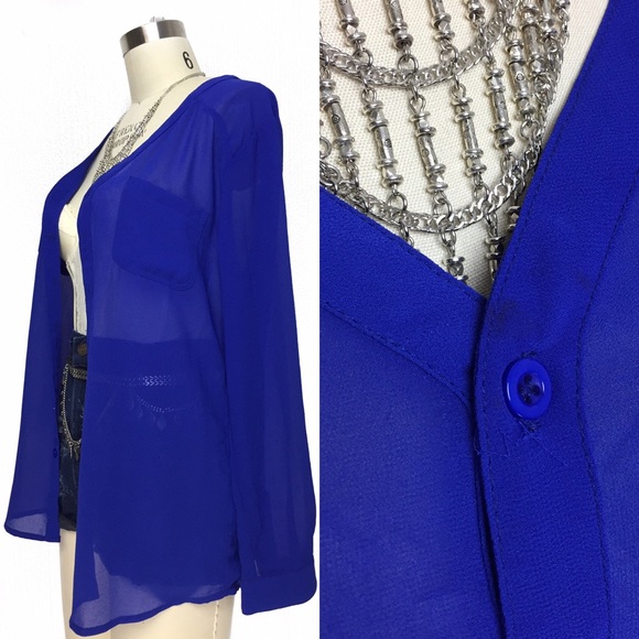 LF STORES NWT BUTTON DOWN OPEN BACK CHIFFON TOP!! - Picture 3 of 4