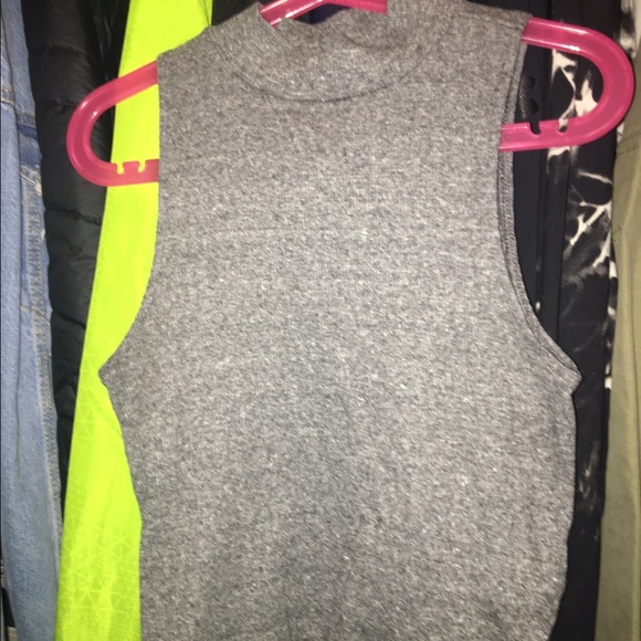 Grey crop top