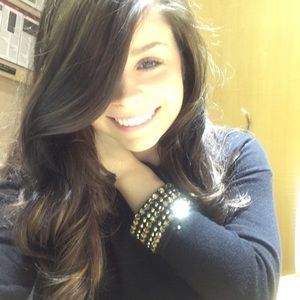 Meet your Posher, Rachel